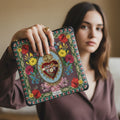 Velveto kosmetinė arba delninė TROŠKIMAS su užtrauktuku 20 × 20 cm